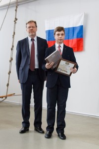 В возрастной группе до 12-15 лет проекта fotohroniki.ru первое место занял Алексей Герасимов – ученик 6 класса школы №1 города Южа Ивановской области.