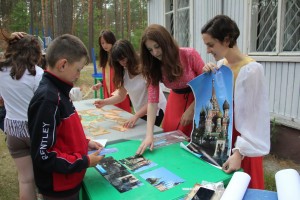 В лагере "Новокемп" (Брянская область) праздновали День России.