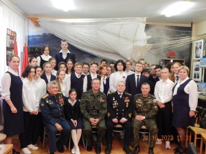 Ученики школы №449 Пушкинского района Санкт-Петербурга встретились с профессиональными военными, участниками миротворческой миссии и боевых действий